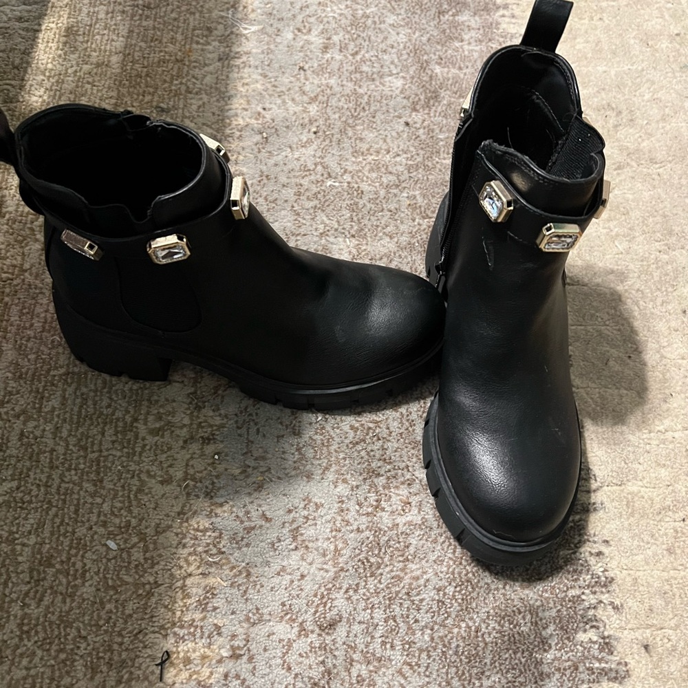 Brand new nyc madden shoes size 8